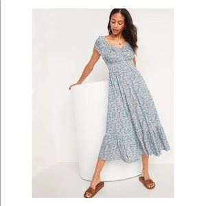 NWOT Old Navy smocked waist defined floral print midi dress size large